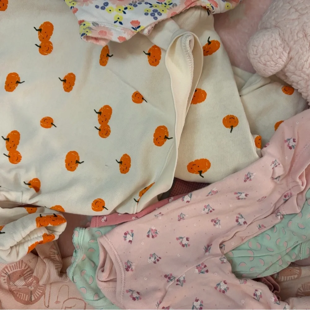 Baby Girl Bundle - 25 pieces guaranteed. Mixed surprise bundle. - Picture 7 of 8